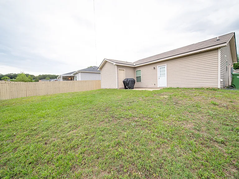 5788 Sandy View Dr — Photo 23