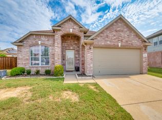 7503 Miron Ct, Arlington, TX 76001