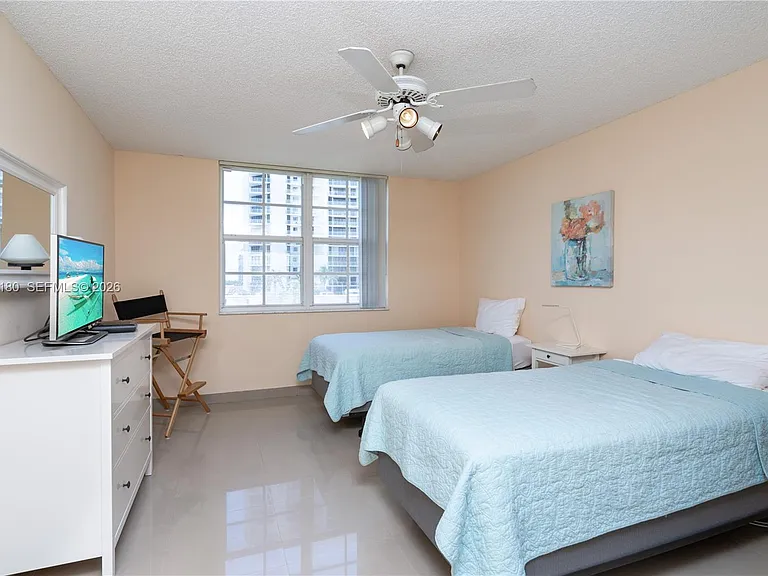 19601 E Country Club Dr #7606 — Photo 12