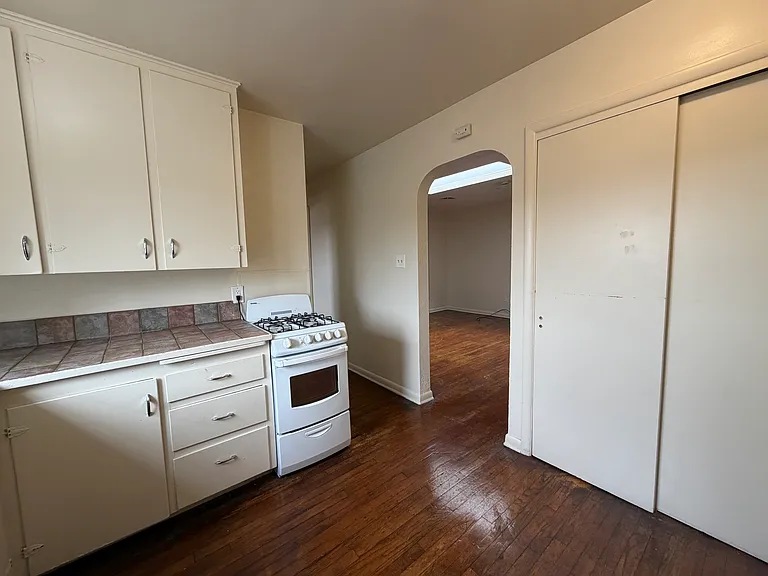 2436 W Main St #4 — Photo 5