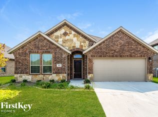 629 England St, Fate, TX 75189