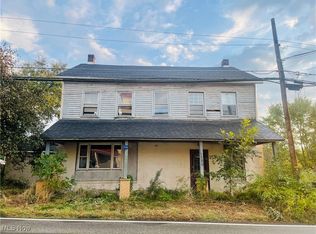 12580 Lisbon St SE, Paris, OH 44669