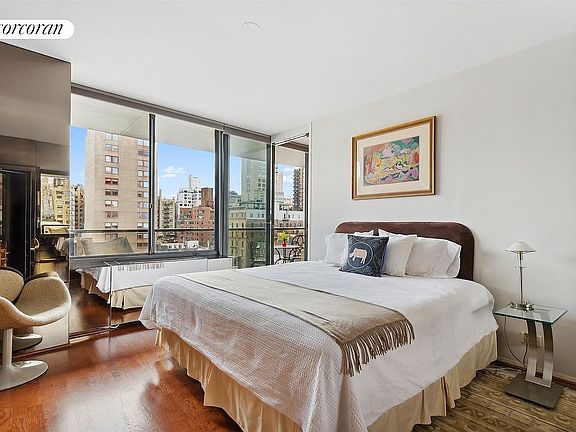 2nd image of 1001 5th Ave APT 11B