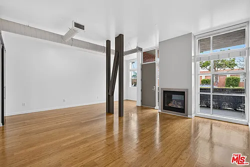 1912 Broadway #103 Photo 1