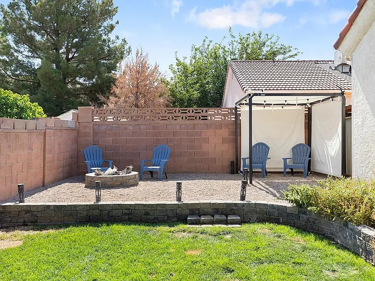 260 W 210 South Cir — Photo 40