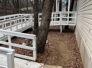 1701 Pelican Dr N, Azle, TX 76020