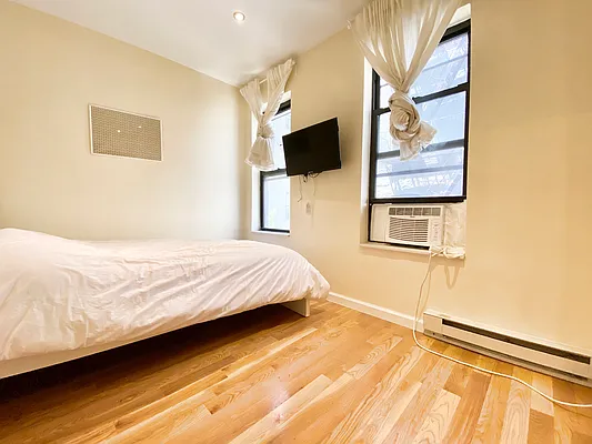 Rented by Highline Residential | media 17