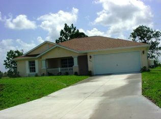 800 Brian Ave N, Lehigh Acres, FL 33971