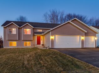 3343 213th St W, Farmington, MN 55024
