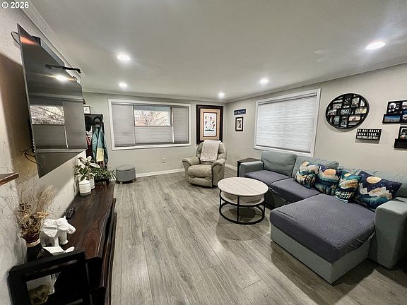 3rd image of 603 3rd St