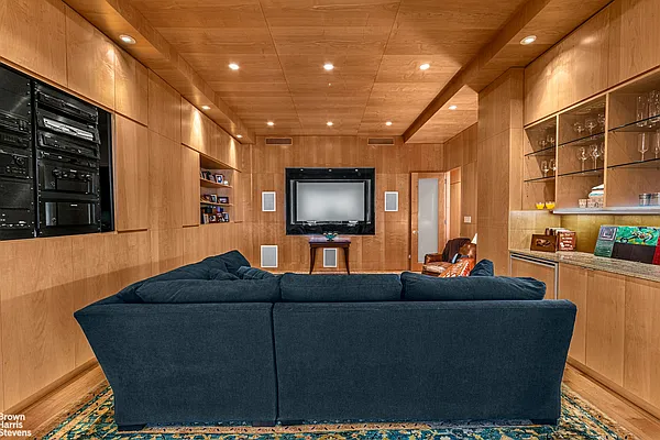 Sold by Brown Harris Stevens | media 6