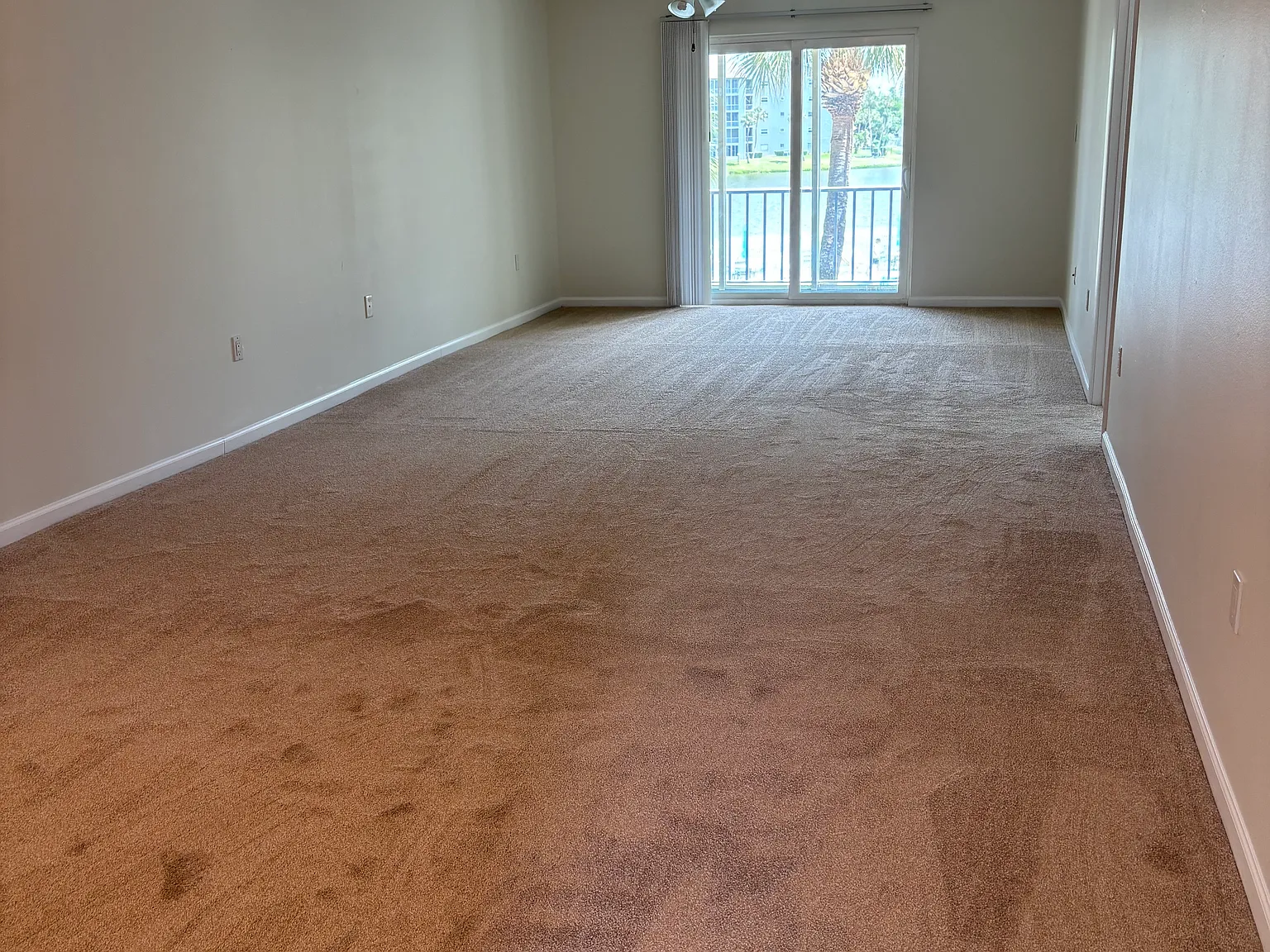 2 bed, 900 sqft, $1,525 — Photo 4