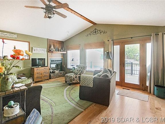 3rd image of 65 Westbrook Dr