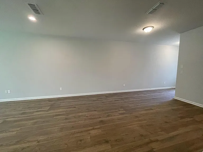 228 Charlie Way — Photo 19