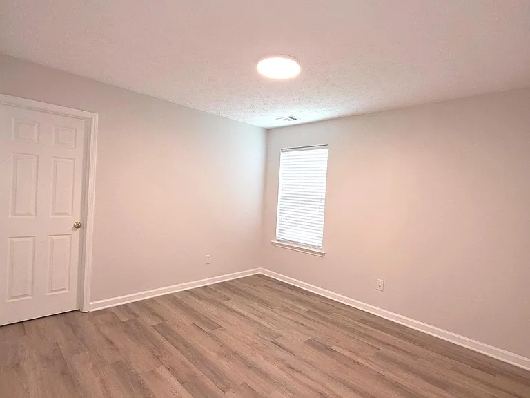 4691 Highpoint Ln — Photo 22