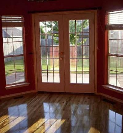 hardwoods in breakfast room