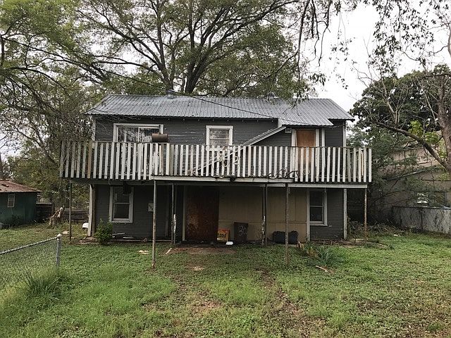1st image of 302 S 5th St