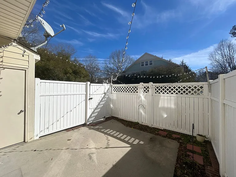 5619 Fetzer Ave NW — Photo 14
