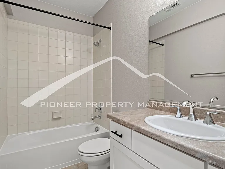 6524 Courtland Pl — Photo 18
