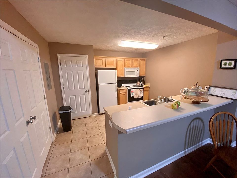 1385 S Donahue Dr Auburn, AL, 36832 Apartments for Rent Zillow