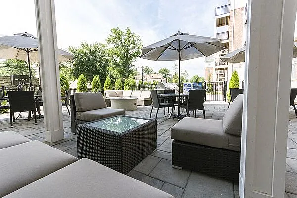 Woodmont Station at Cranford — Photo 25