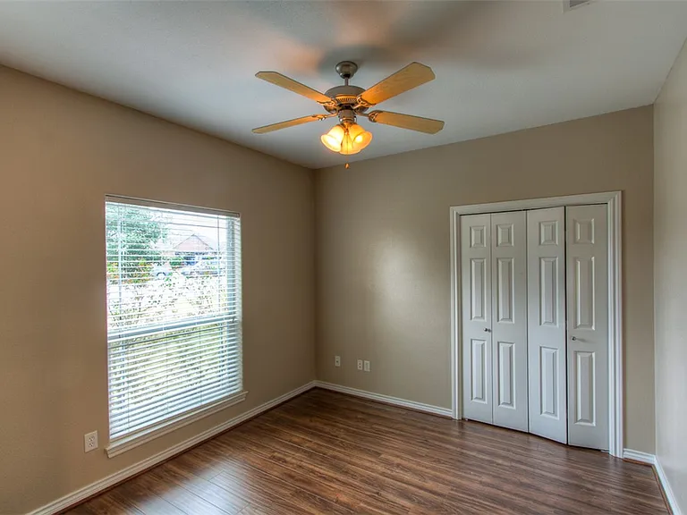 3302 Fredrick Ct — Photo 12
