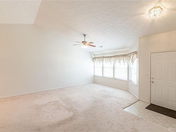 4th image of 4091 Twin Lakes Cir