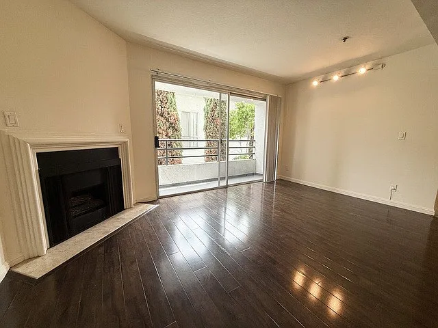 Midvale Towers — Photo 147