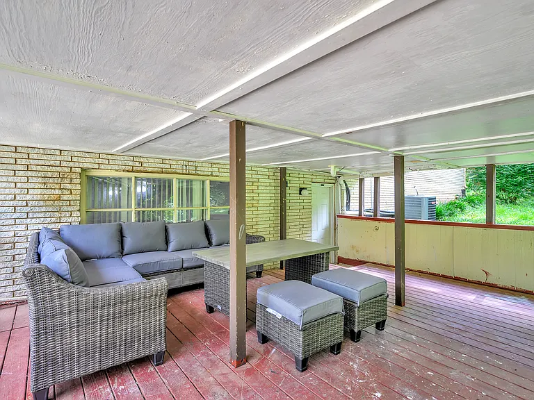 Denson Pl — Photo 5