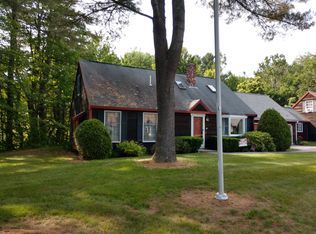 44 Cluf Bay Rd, Brunswick, ME 04011