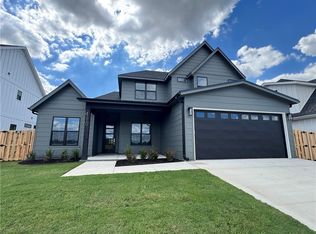 4110 Erin Dr, Rogers, AR 72758