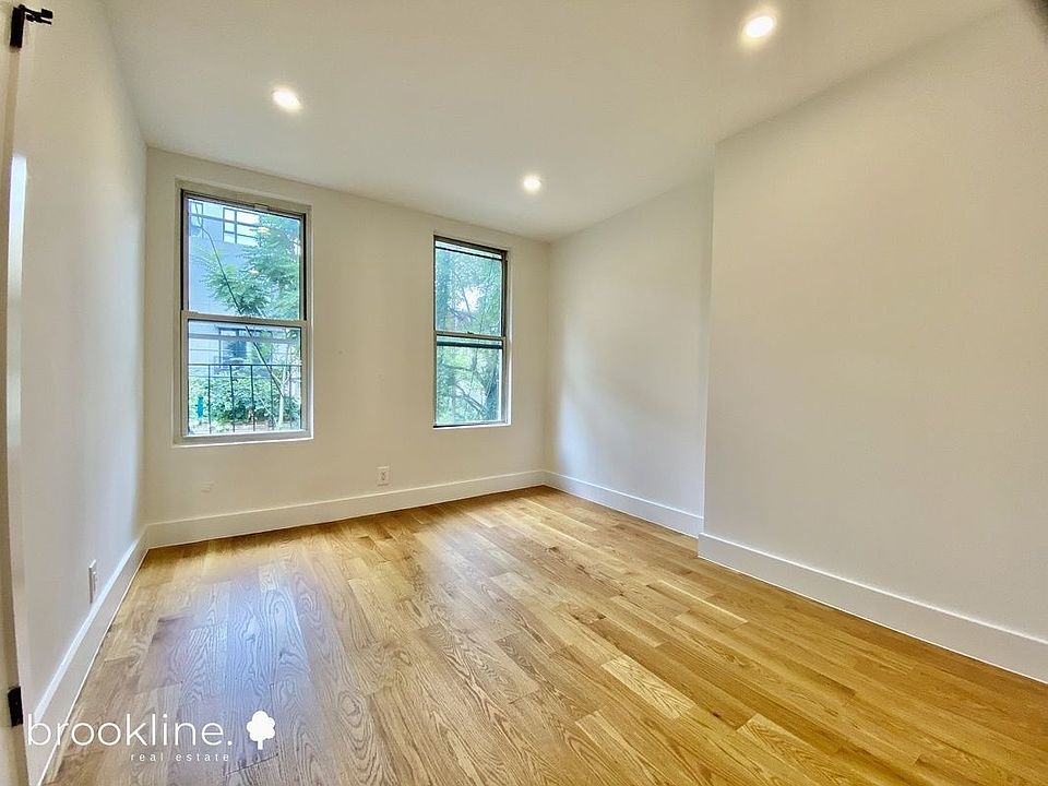 2nd image of 291 20th St APT 2F