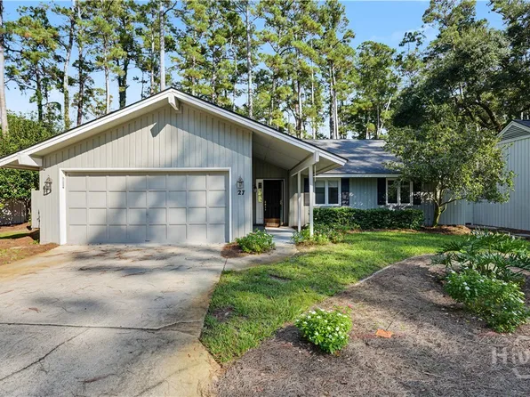 27 Village Green Circle, Savannah, GA 31411