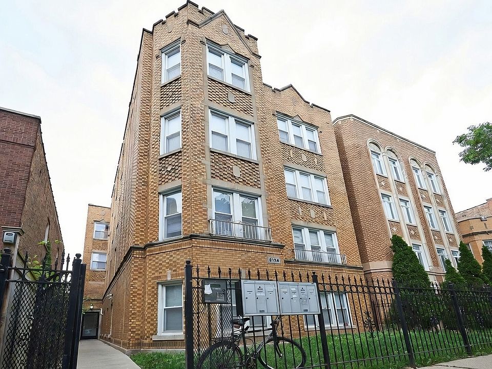 1st image of 6134 N Washtenaw Ave APT 1R