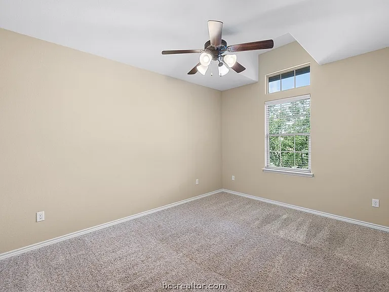 305 Capps Dr — Photo 26