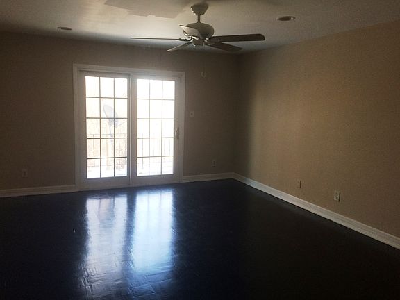 2nd image of 104 Fox Run Ln #4A