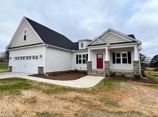 143 Red Rocks Cir, Benson, NC 27504