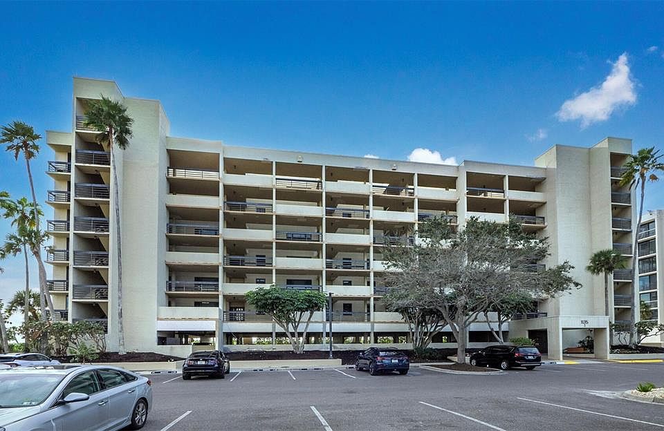 1st image of 1135 GULF OF MEXICO DRIVE #605