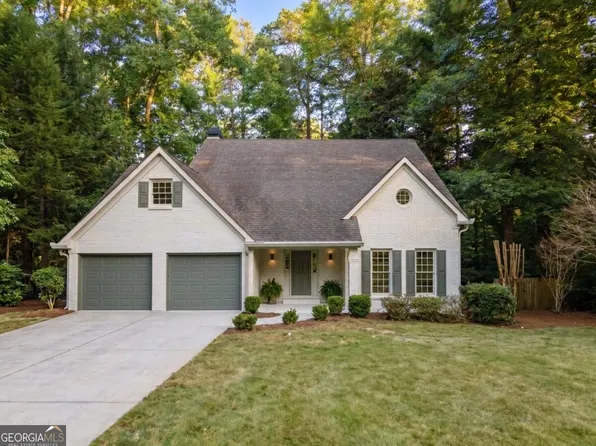 2119 Wilshire Dr SW, Marietta, GA 30064