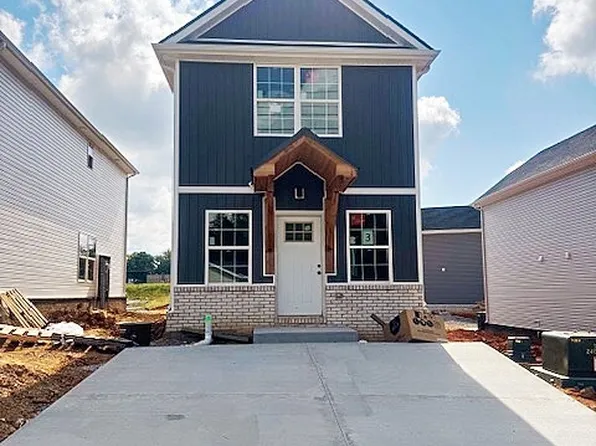 921 Martin St, Clarksville, TN 37040