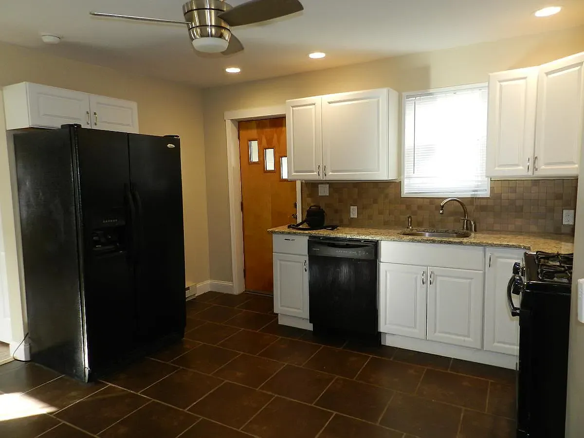 Building Photo - 1327 Adams Ave #1