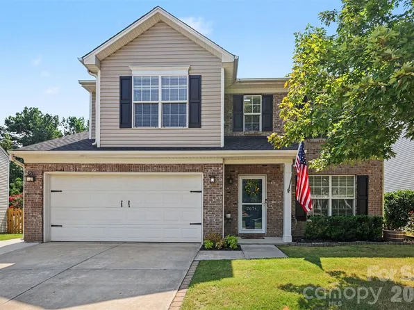 7674 Black Hawk Ln, Tega Cay, SC 29708