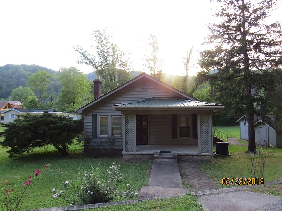 1st image of 28 Shope Ln