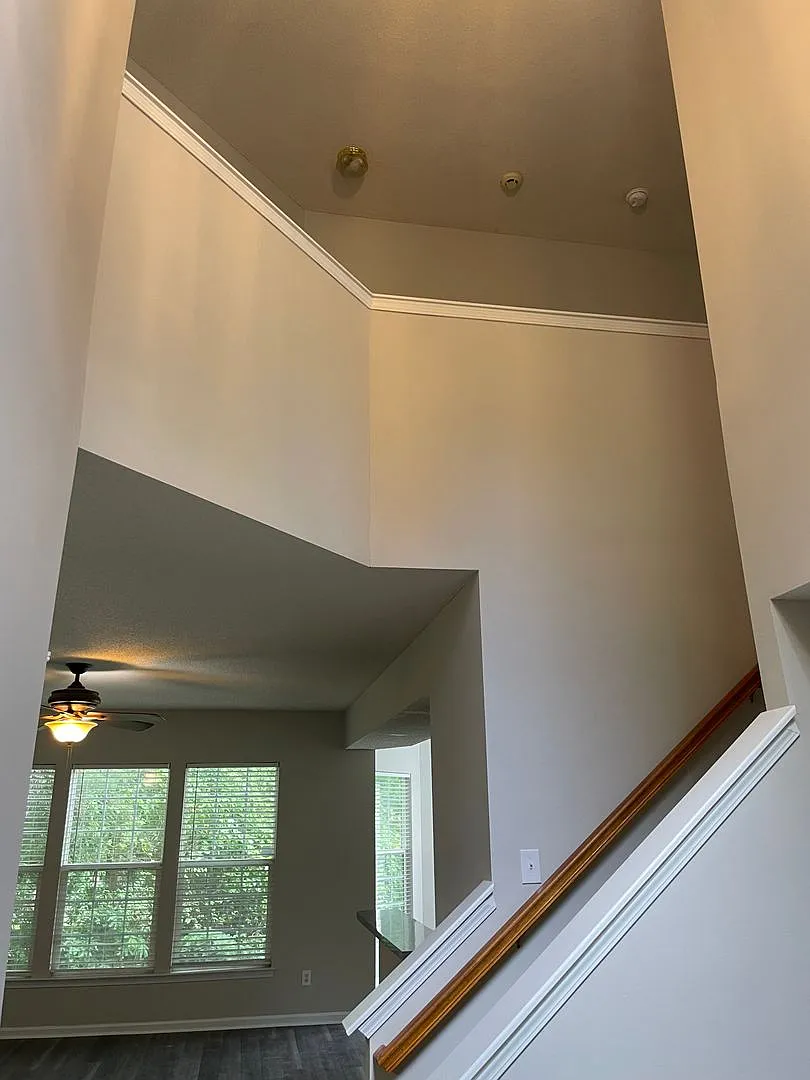 Building Photo - 5603 Falls Ridge Ln