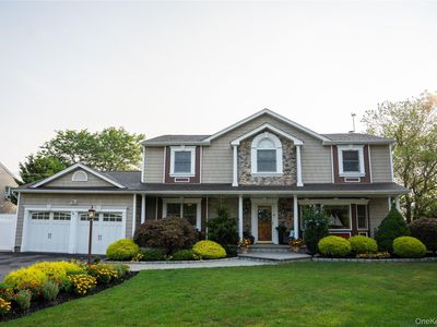 209 Blue Point Road, Oakdale, NY, 11769