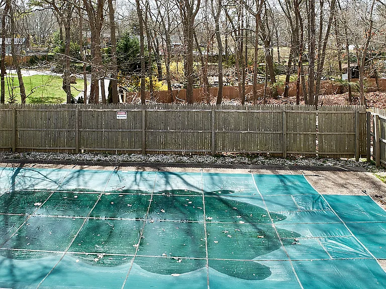 21 Newtown Ct — Photo 2