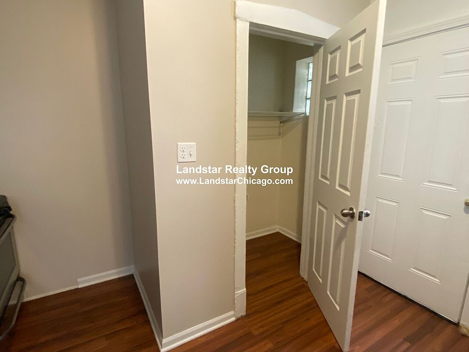 1st image of 3749 W Sunnyside Ave #1