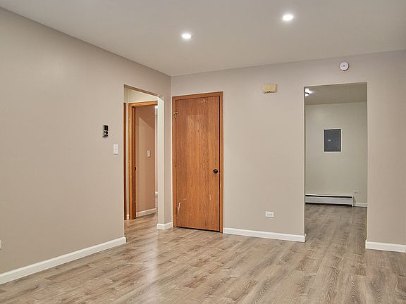 5th image of 405.5 W Mondamin St #405