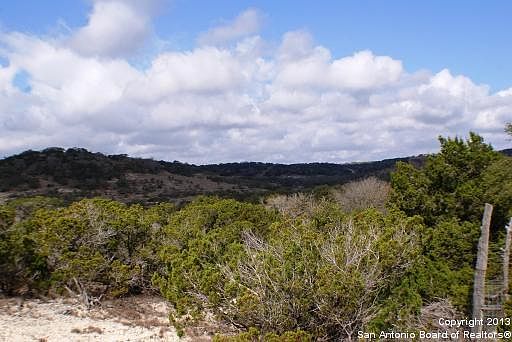 5th image of 5627A HWY 173 S