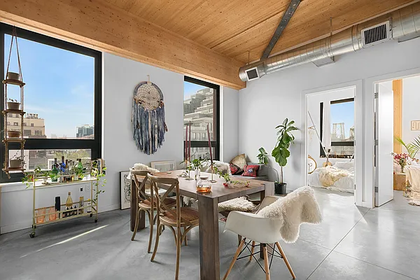 Rented by MNS | media 16